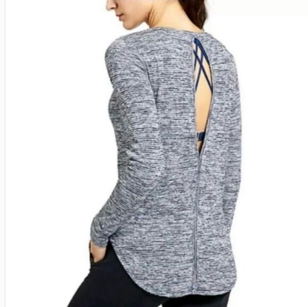 Athleta Blue Breezy Long-Sleeved Soft Top Women's Size Small Open Keyhole Back